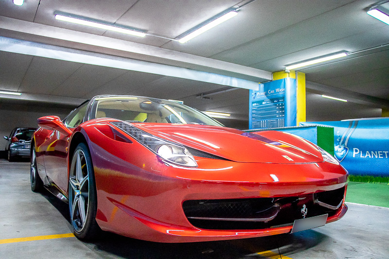 Nettoyage intérieur Ferrari 458 Spider