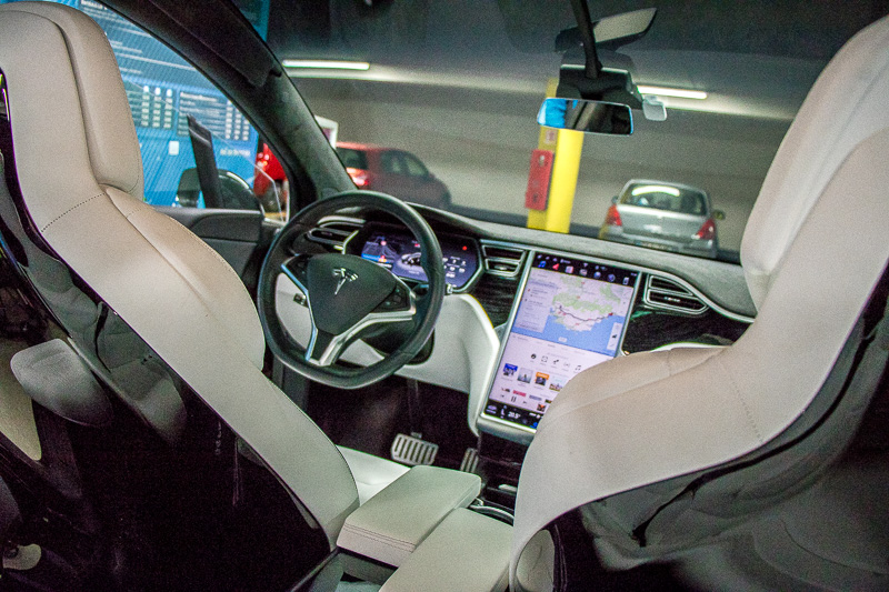 Nettoyage intérieur Tesla Model X